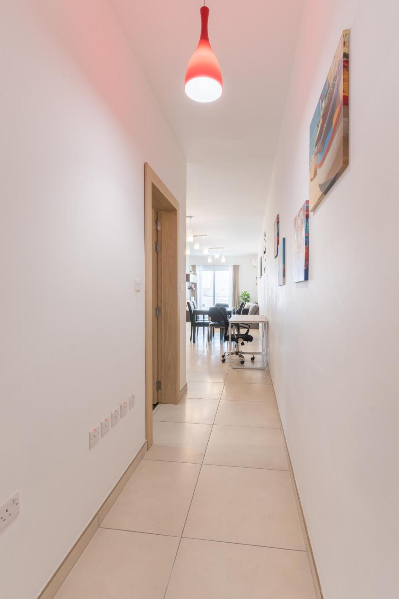 2 Bedroom In Central St Julians Prime Location In Paceville Apt 3 By Vaganza San Ġiljan Exterior foto